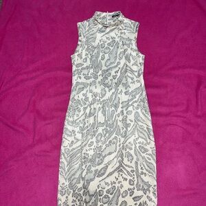 Sleeveless Mock-Neck Animal-Print Midi Dress in White and Gray